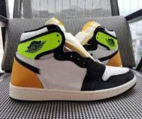 2021 New Authentic 1 High Og Volt Gold Leather White University Black Men Women home Shoes Sports Sneakers With Box