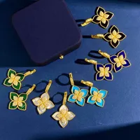 Ny designad dangle örhänge rhombic fyrbladklöver pendellkvinnor lycka halsband full diamant fyra kronblad blommor turkos erhom2943