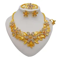 Orecchini collana Dubai Gold Color Jewelry Set da sposa anelli Bracciale Flower Regali Set di gioielli da sposa per donne254b