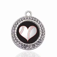 Heart of a Baseball Player Circle Charm Copper Pendant For Necklace Armband Connector Women Gift Jewelry Accessories240w