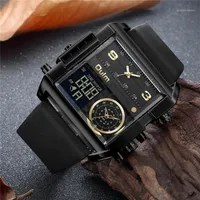 Wristwatches Oulm Men Sports Dual Display Watch Calendar Multiple Time Zone Leather Casual Wrist Watches Military Clock Reloj Hombre180k