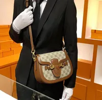 2022 borse borse borse di moda in pelle da donna borsetta borsetta a spalle borsetto portatenetto bianca box box colpi
