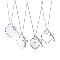 MEW 100% 925 Silver Heart Necklace Diamond Womens Coppia di moda Love Pendant Blue Box Designer Jewelry Giornata di San Valentino per la fidanzata Restituire TIF Accessori chiave