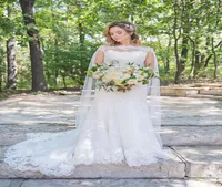2019 White Ivory Bridal Wedding Wraps Jackets Cloaks Lace Off Bridal Capes Capes Accessoires Custom Made1074499