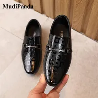 Mudipanda Boys Formal Dress Chaussures pour filles Point de mode britannique Spectacle de mode noir 2020 Automne ￉tudiant Chaussures Single 258V