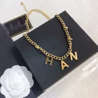 Modische 18K Gold plattiert Edelstahl Halsketten Halshilfe Anh￤nger Statement Mode Womens Halskette Hochzeit Schmuck X347
