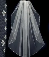 Vata de casamento curto de novo design para o cotovelo da noiva, borda de miçangas simples tule nobre tule uma camada véu de noiva com pente whit5671569
