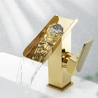 Robinets d'￩vier de salle de bain Gold Chrome en laiton Bascade Basin Faucet pour accessoires B￩langeur Cold Square Single Hole Kitchen Water Tap327V