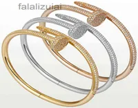 Designer Carti er Nail Bracelet Designer Carti Bracelets Diamonds Bangle Fashion Luxury Jewelry Women Titanium Steel Alloy GoldPl8062159