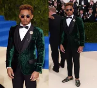 Hunter Green Three Pieces Velvet Mens Suits Shawl Lapel Wedding Grooms Tuxedos Slim Fit Formal Blazer Red Carpet Celebrity Prom Su