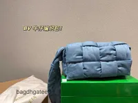 Soft Bags Denim Fashion Bag 2023 Venetas Cassettes Pillow Shoulder Women Men Bottegas Handbags Crossbody Handbag Adjustable O8ZT