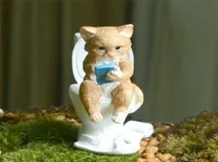 Alltägliche Kollektion Miniaturtier Figuren Maus Schwein Hasenfrosch auf Toilettendesktop -Dekoration Lustige Geschenke 2111082046331