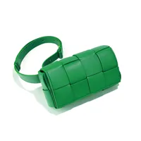 Donna-in 2022 Новая модная зеленая настоящая мешка с кожаной сумкой женщины высококачественные плетения ручной ткани дизайнерские сумочки цепные плечи сумки