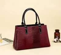 HBP PU Leather Casual Crossbody Sacs for Women 2021 Luxury Handbags Lady Tophandle Bag de haute qualité designer épaule1667839