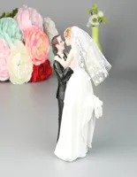Creative westernstyle resign doll bride and groom sweet couple cake topper wedding party decoration FEIS wedding house2646861