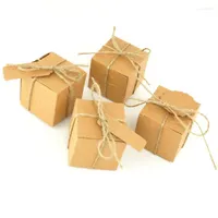 선물 랩 50pcs Square Diy Kraft Box Paper Bag 웨딩 사탕 이름 카드 호의와 장식용 사탕