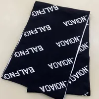 Luxurys Frauen Kaschmirdesigner Schal M￤nner Vollbuchstaben doppelseitige Schals vielseitig Schalstkopfband Warm Wraps mit Tags Herbst Winter Long T￼cher 175x30 cm