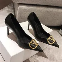 2022 Chaussures de boucle femme High Heels pompes dames talons de mariage chaussure métal v tacones toed toe toelettos sexy noir