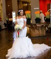Fashion Plus size Wedding Dress Off Shoulder Lace Long Puffy Train Custom Made Brides Maxi Gowns Fat Lady Bridal Dresses South Afr2740241