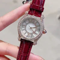 Yeni Full Diamond Watch İthal Kuvars Hareketi Cowhide Shit Safir Kristal Cam