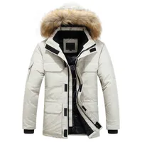 chaqueta de piel negra para hombres a la altura de invierno a impermeabilizar tela a prueba de viento de bordado grueso con correa clásica caliente