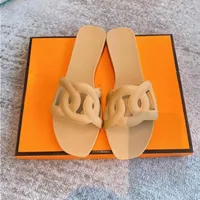 2022Designer Luxury Oran Sandal Sandal Cadena Diapositivas de Summer Gubas Big Heavy Fashion Beach Zapatos Sexy Slippers de alta calidad Wit Ucis