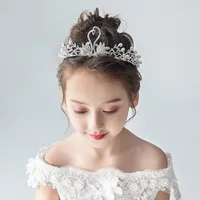 Accessoires de cheveux 2022 Fashion Luxury Crystal Bridal Crown Tiaras Girls Diadem for Women Bride Wedding