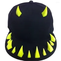 Berets Unisex Punk Gothic Horn Rivets Baseball Cap Hip Hop Street Festival Snapback Hat L4ME