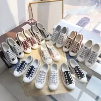 designer kvinnor skor loafers broderi kristna trycker luxe l￤genheter lyx canvas skor storlek eu34-42 underbar elegant casual sko b￤sts￤ljande med l￥da