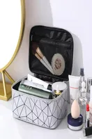 New ringer geometry laser makeup bag with super INS style makeup brush wash bag1534247