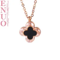 Pendant Necklaces Korean titanium steel plated 18k rose gold clover diamond inlaid Necklace Girls Fashion clavicle chain pendulum