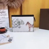 Klassiska skissbrev plånböcker Fashion Elephant Zebra Animal Print Women Coin Purses Business Casual Multi-Card Clutch Bags Brand F2352