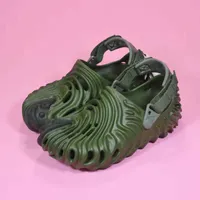 2022 Sandalet Polle Clogs Salehe Bembury Stratus Timsah Salatalık Menemsha Kesik Ayakkabı Kadın Erkekler Yaz Slaytları Tasarımcıları Sandalia