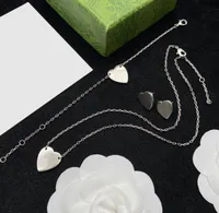 Cabello de diseño de carcasa de colgantes de corazón Collar de diseñador Hip Hop Pulseras Pendientes de estilo femenino Jewelry9242291