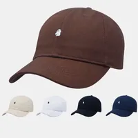 Dise￱adores de sombrero Luxurys Capilla de b￩isbol Color s￳lido Dise￱o de bordados Sombreros de golf Temperamento cien Tome la gorra de Sunshade Sunhat con bolsa de polvo Muy bien