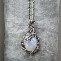 Hanger kettingen Vintage zilveren kleurenketen Wiccan Moonstone Crystal Floral For Women Fashion Witch Jewelry Gifts Girl