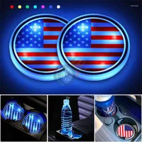 Porte-boisson LED Car Cup Lights Coasters 7 couleurs changeant USB Chargement de bouteille lumineuse Mat à bouteille intérieure atmosphère lampe décoration