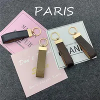 PARIS Keychain Designer Key Chain Buckle lovers Car Handmade Leather Keychains Men Women Bag Pendant Accessories 4 Color with box 268G