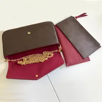 Luxury Designer Handbags Shoulder Bag Messenger Fashion Ladies Leather Belt Metal Decorative Chain Multifunctional Three-piece Wal313s