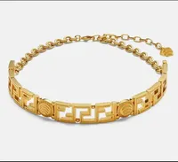 Moda novo design de gargantilha Banshee pingentes com diamantes colar mulheres Medusa Head Retrato 18K Gold Plated Women Ladies Bracelet Designer J￳ias N02