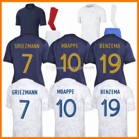 Fans Tops Tees 2022 2023 Benzema Soccer Jerseys 22 23 Griezmann 202223 Pogba Kante Maillot Foot Kit Top Shirt Hommes Enfants Men Kids Set Jersey Mbappe