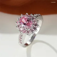 Wedding Rings Luxury Female Big Oval Ring Charm Silver Color Love Engagement Crystal Pink Zircon Stone For Women
