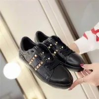 5A Dress Shoes 2022 Luxury Designer Dress Shoes Rockrunner Backnet Perforated Sneakers Bands White Black Leather Trainer With Box