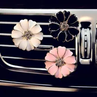 Cars Perfume Clip Home Essential Oil Diffuser For Car Outlet Locket Clips Flower Auto Air Freshener Conditioning Vent Clip