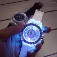 Wristwatches Luminous Watch Rhinestone LED Flash Couple Silicone For Women And Men Quartz Sports