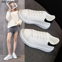 Spring and Autumn 2022 New McQueens designer Small White Shoes Women's Thick Sole Inner Height Student Couple's Board Shoes Versatile Fashion Casual