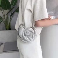 Luxury Designer Fun Conch Handbag Retro Ladies Shoulder Messenger Bag Fashion Small Chain Bag Personality Shell Bag Sac A Main