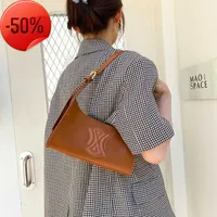 Designer Bags 2022 New Style French Fashionable Soft Leather Women's Triumphal Arch Portable One Shoulder Armpit Factory Direct Sale evening clutches Promotion