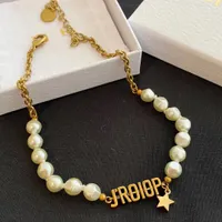 Женское жемчужное ожерелье роскошные дизайнеры ожерелья моды золотой ювелирный костюм простой дизайн письма изысканные украшения