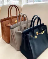 Luxurys designers v￤skor birkin v￤ska ￤kta l￤der kvinnors m￤n p￥ helgen bagage crossbody mylon mode herme fickor handv￤ska axelv￤ska pochette ber￶md rem